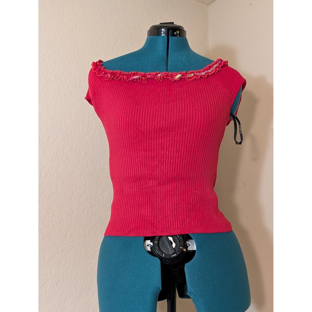 Bebe Tulip Red Ribbed Off Shoulder Ruffle Sequin Top NWT Large